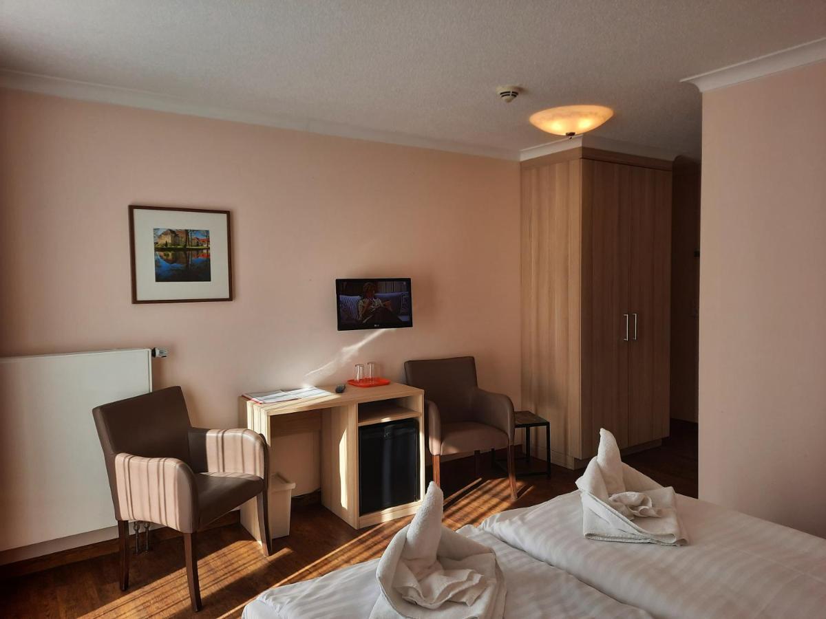 Hotel Karl'S Burg Kölpinsee المظهر الخارجي الصورة